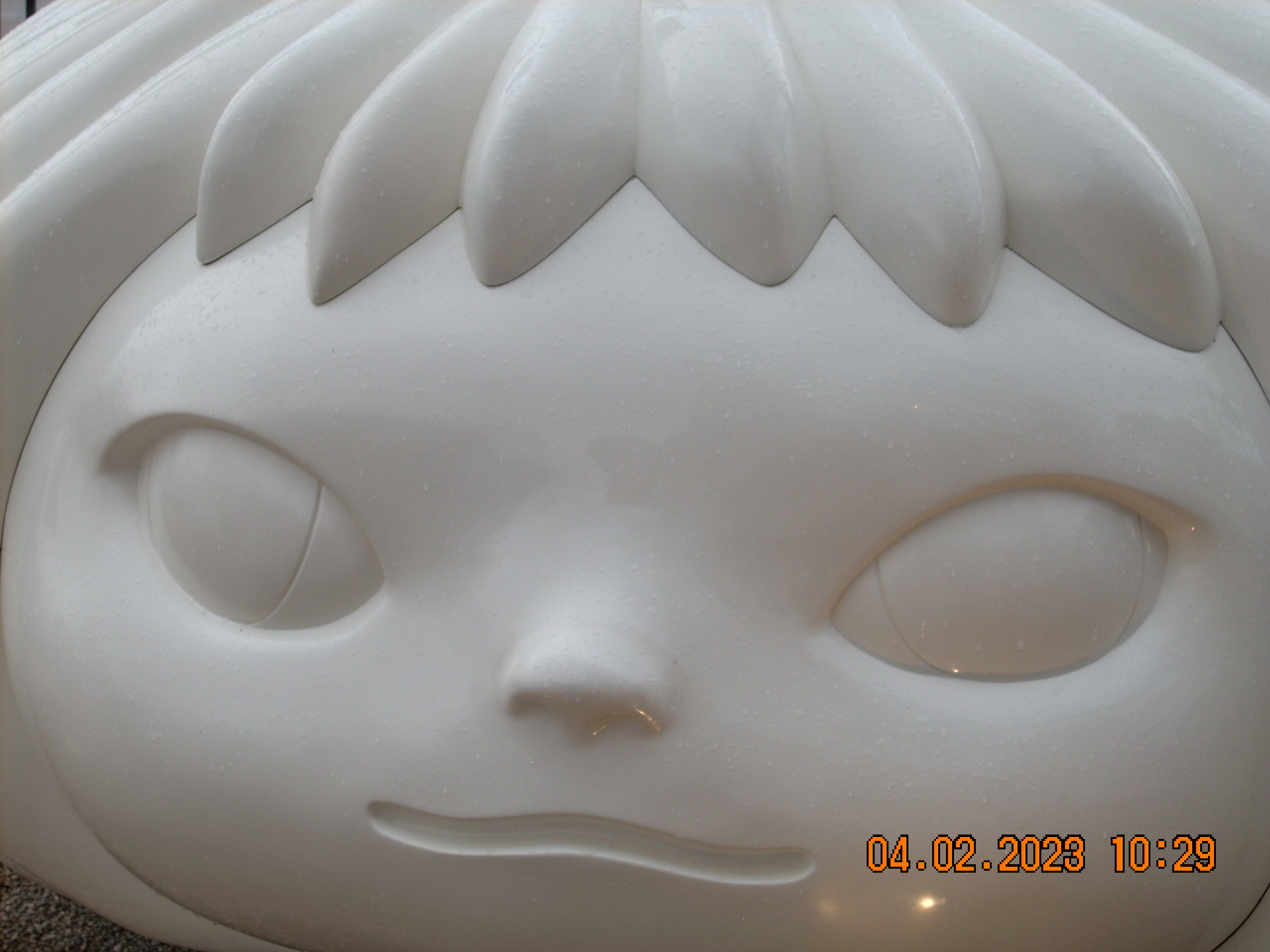yoshitomo nara head close up